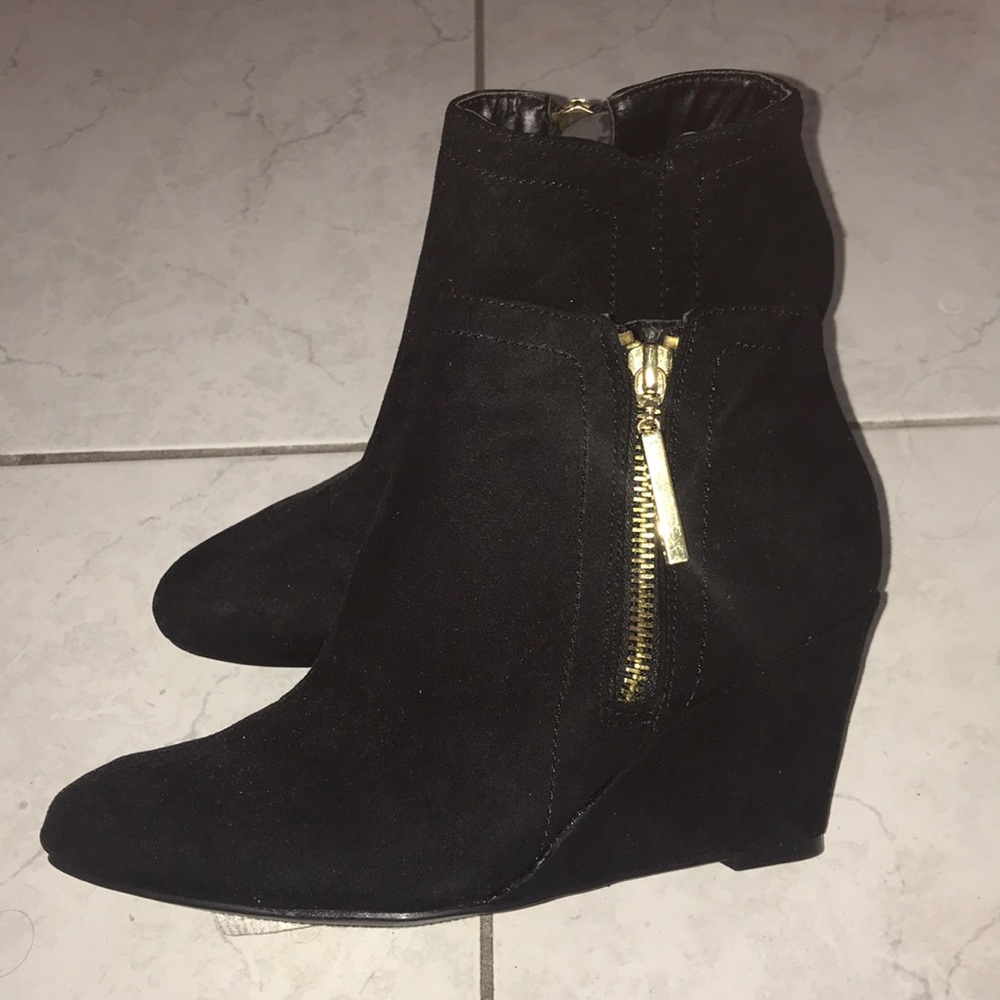 Quipid Wedge Bootie